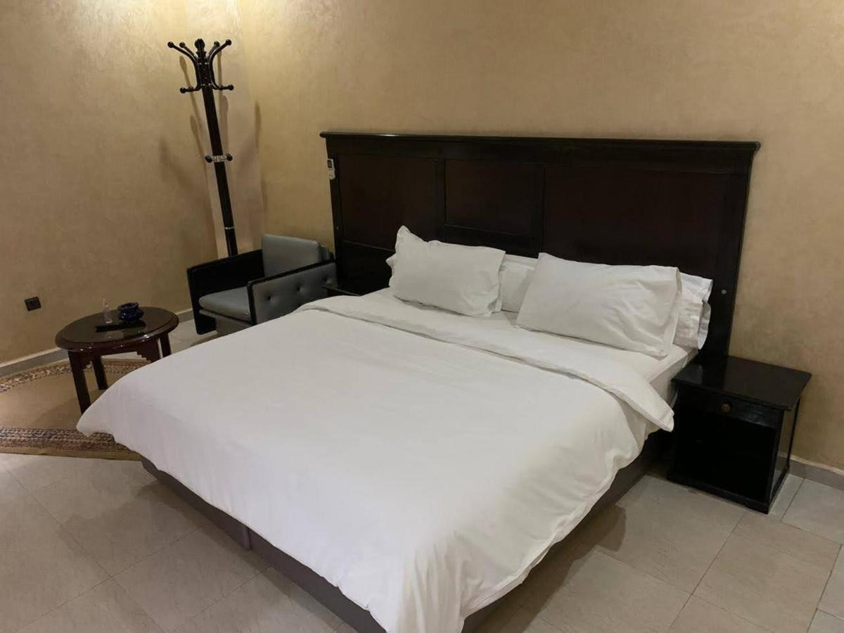 Hotel Sable D'Or タンタン エクステリア 写真